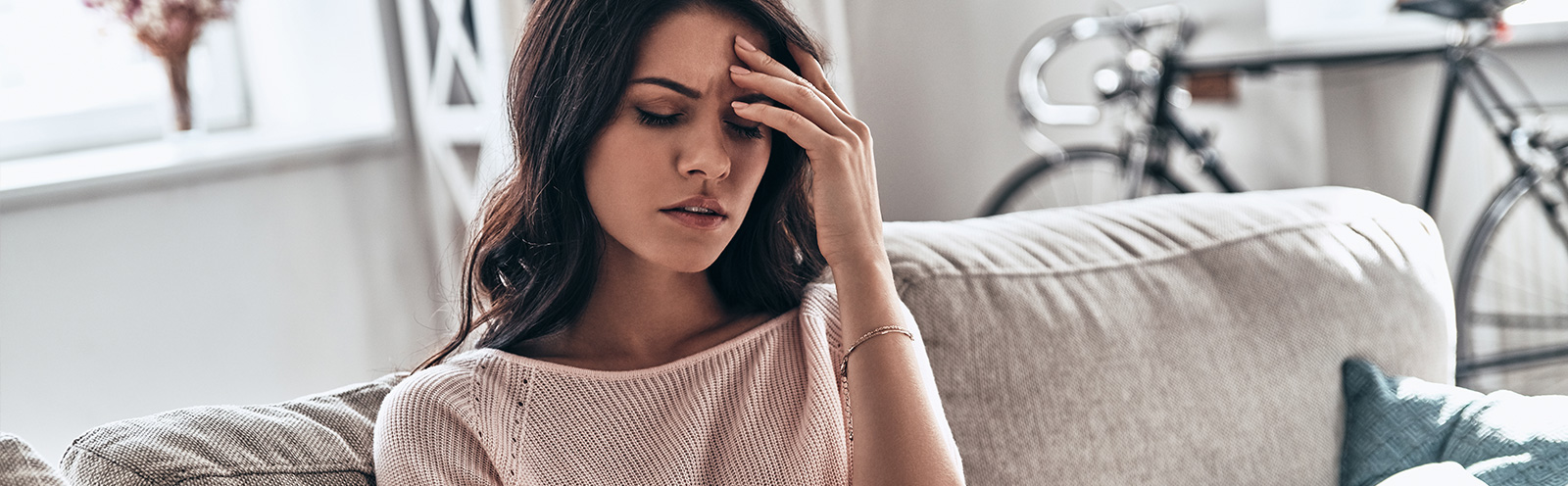 Die Behandlung sinusitisbedingter Kopf- und Gesichtsschmerzen richtet sich nach Ursache, Dauer und Ausprägung der Beschwerden.